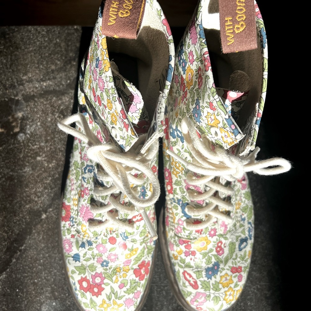 Doc Marten original floral boots